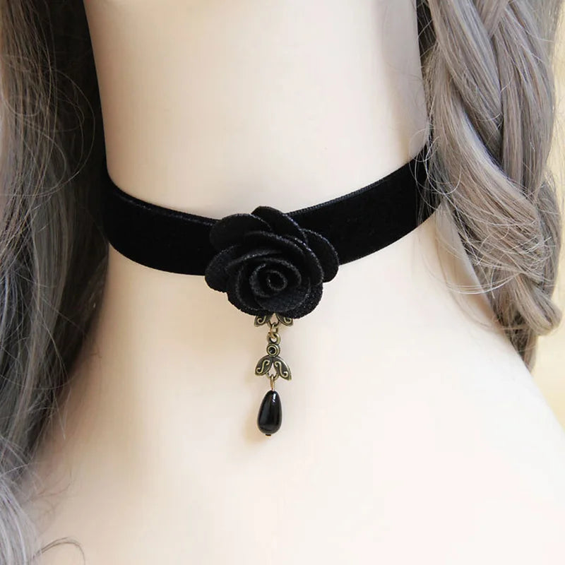 Velvet Choker Band